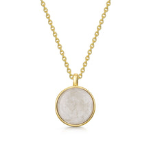 Load image into Gallery viewer, Round Ashes Resin Necklace - Gold
