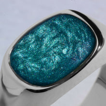 Load image into Gallery viewer, Men&#39;s Rounded Rectangular Signet Ashes Resin Ring - Silver
