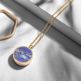 Lapis Lazuli Modern Round Locket – Gold